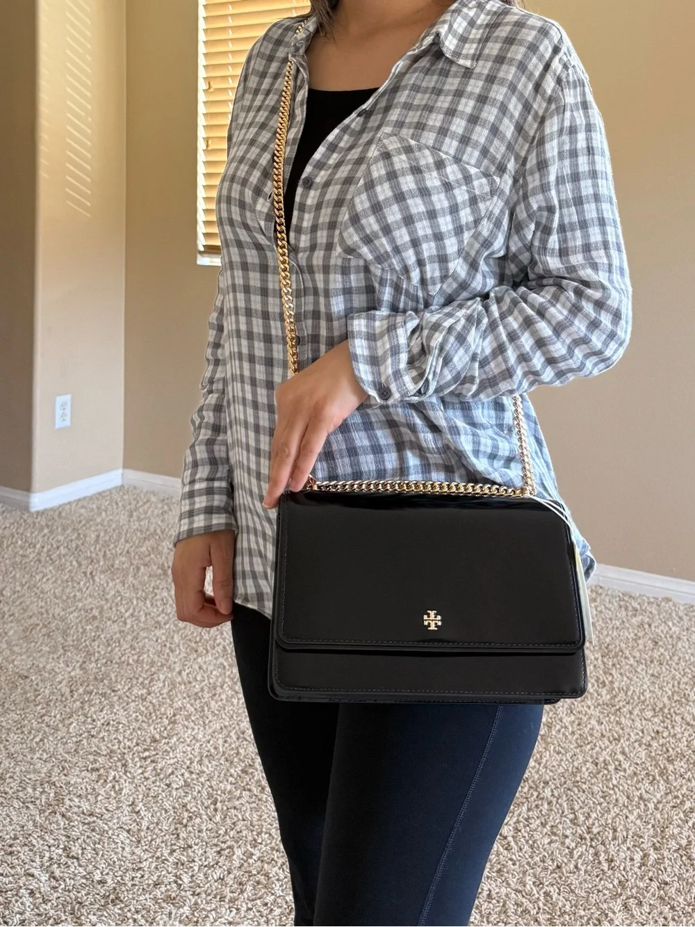 NWT TORY BURCH EMERSON SMOOTH FLAP ADJUSTABLE. SHOULDER BAG BLACK $550